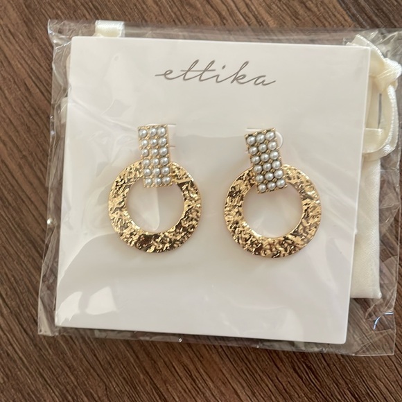 ETTIKA Women Earring Gold Plated NWT - Picture 1 of 2